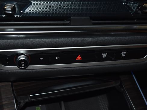 New 2026 BMW X5 xDrive50e w/ Executive Package image 12