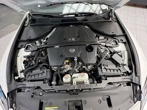 New 2025 Nissan Z NISMO w/ Floor Mat Package image 25