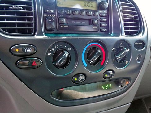 Used 2002 Toyota Tundra SR5 RWD image 17