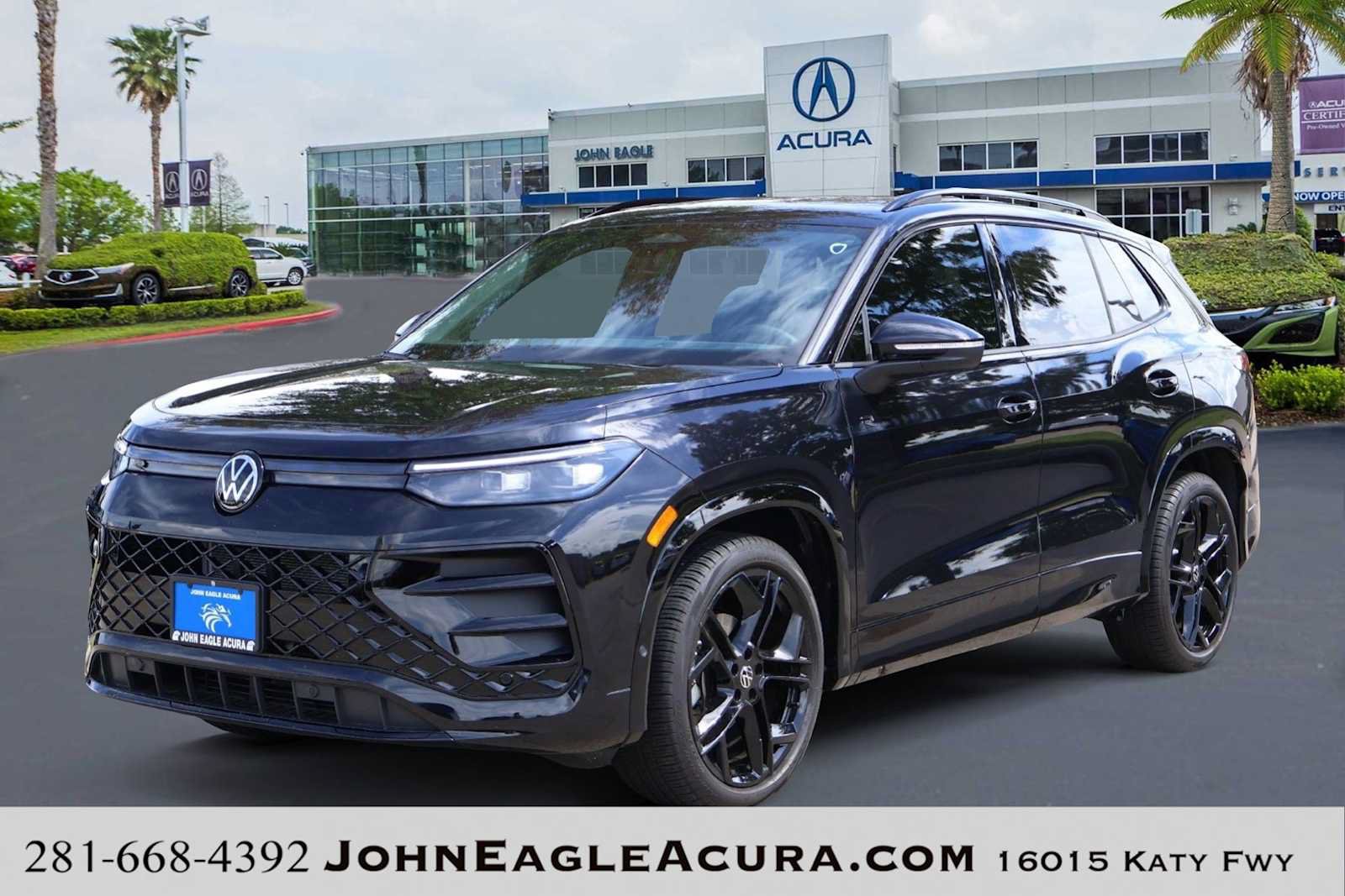 Used 2026 Volkswagen Tiguan SE R-Line FWD image 1