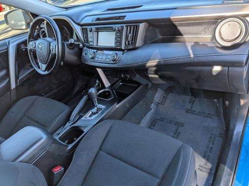 Used 2018 Toyota RAV4 XLE image 20