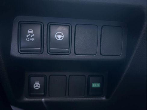 Used 2019 Nissan Rogue Sport SL image 25