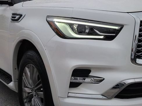 Used 2021 INFINITI QX80 Luxe AWD/4WD image 9