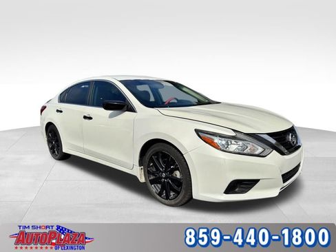 Used 2018 Nissan Altima 2.5 SR w/ SR Midnight Edition FWD image 8
