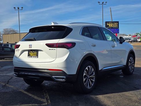 Used 2024 Buick Envision Preferred image 7