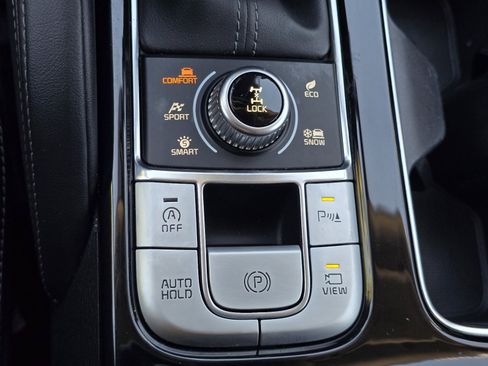 Used 2022 Kia Telluride SX w/ SX Prestige Package AWD/4WD image 21