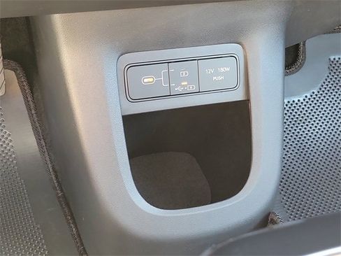 New 2026 Hyundai Ioniq 5 SEL image 13