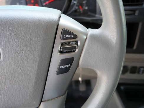 Used 2018 Nissan NV 3500 SV w/ Navigation Package RWD image 20