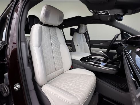 Used 2026 Cadillac Escalade IQ Sport 1 AWD/4WD image 28