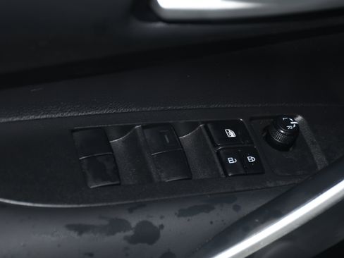 Certified 2023 Toyota Corolla LE image 10