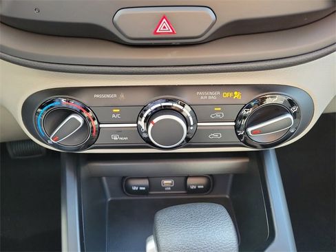 New 2025 Kia Soul LX image 32