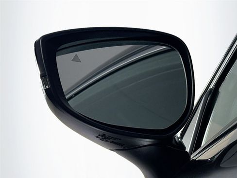 Used 2025 MAZDA MAZDA3 s image 10