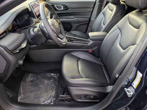 New 2026 Jeep Compass Limited w/ Sun, Sound & Navigation Group image 23