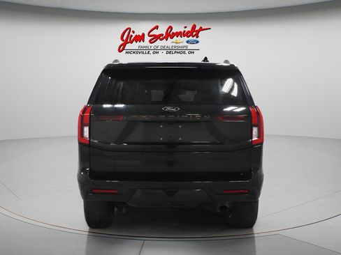 Used 2025 Ford Expedition Tremor AWD/4WD image 5