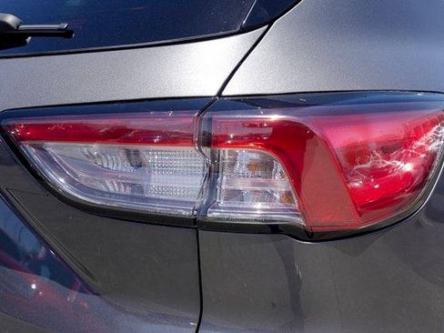 Used 2022 Ford Escape SE AWD/4WD image 5