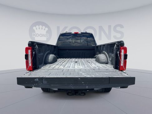 Used 2025 Ford F350 Lariat w/ Lariat Ultimate Package AWD/4WD image 26