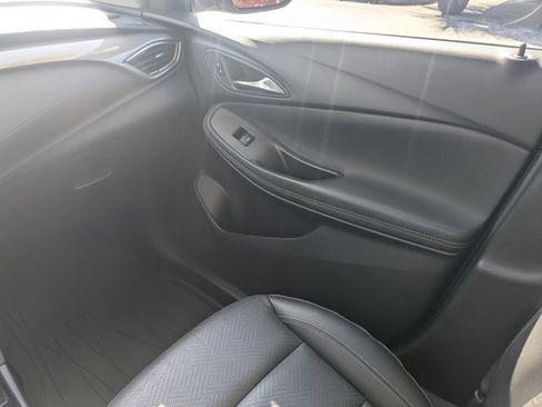 Used 2022 Buick Encore GX Essence w/ Experience Buick Package image 15