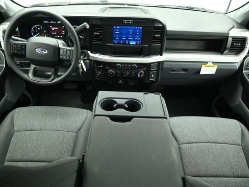 New 2026 Ford F250 XL w/ STX Appearance Package AWD/4WD image 18