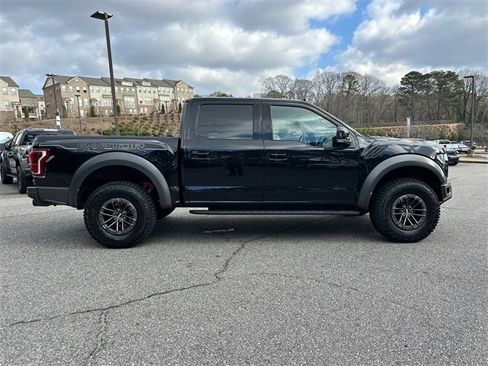 Certified 2019 Ford F150 Raptor w/ Equipment Group 802A Luxury image 8