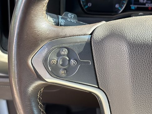 Used 2015 Chevrolet Silverado 1500 LTZ RWD image 18