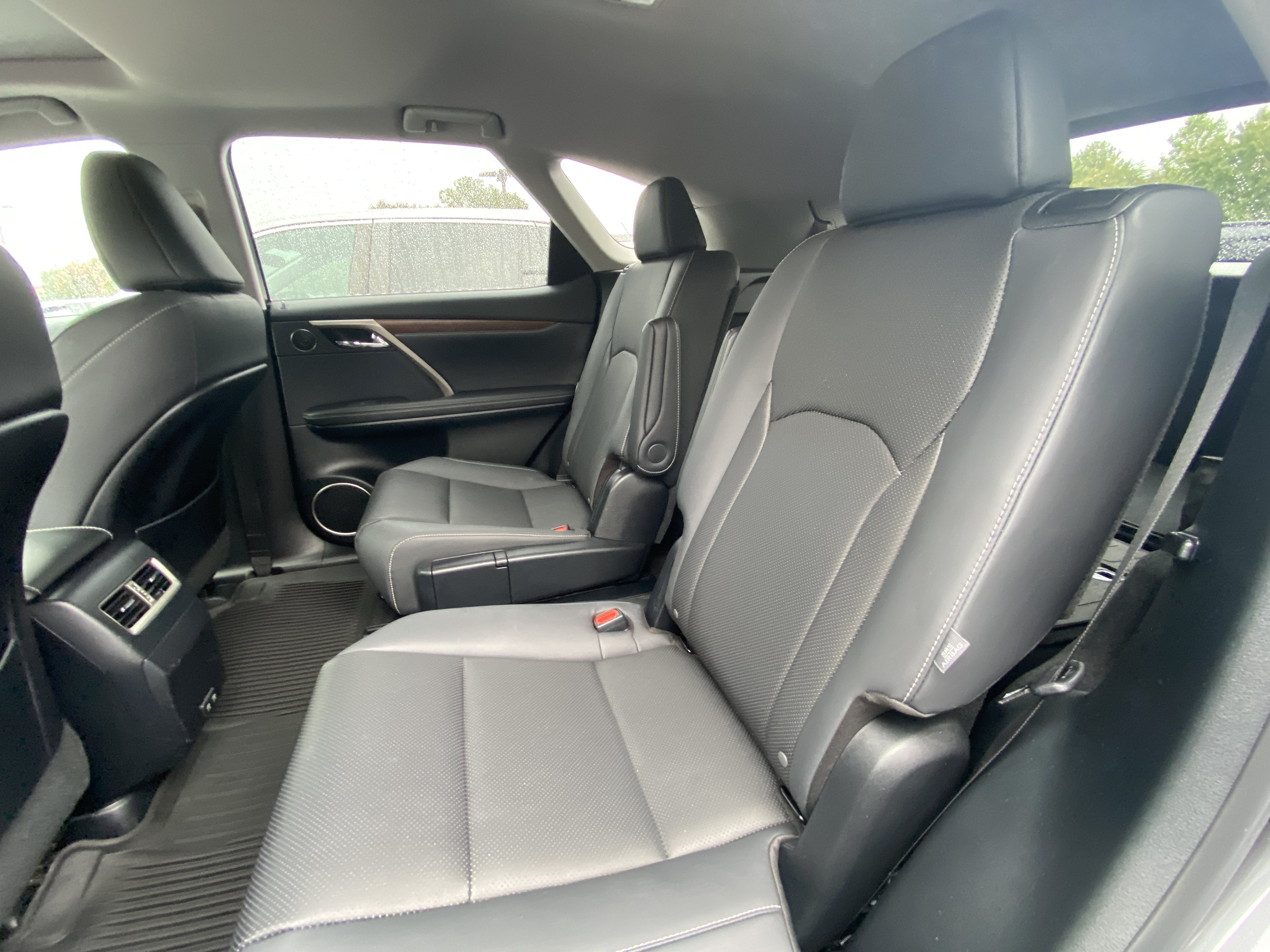 Used 2022 Lexus RX 350L Premium w/ Premium Package AWD/4WD image 12