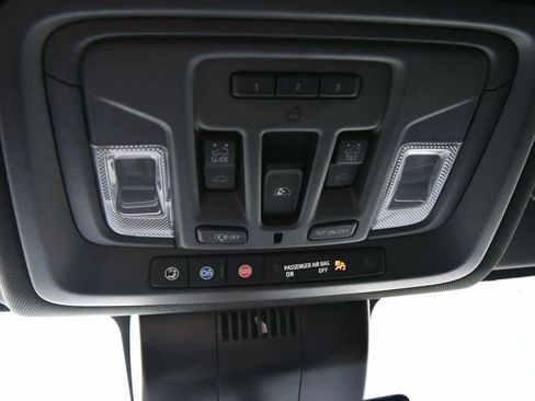 Used 2023 Chevrolet Silverado 1500 High Country w/ High Country Premium Package AWD/4WD image 32