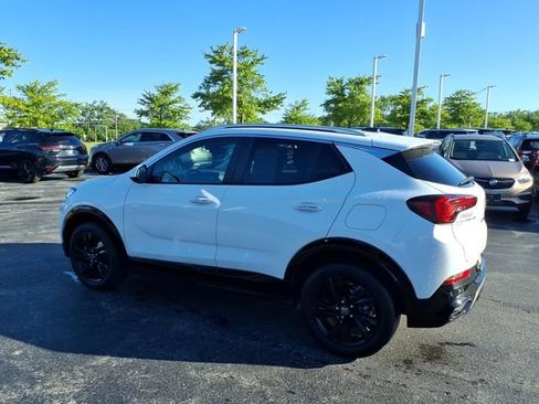 Used 2024 Buick Encore GX Sport Touring w/ Comfort Package AWD/4WD image 9