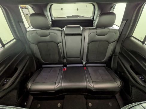 Certified 2024 Jeep Grand Cherokee Altitude image 33