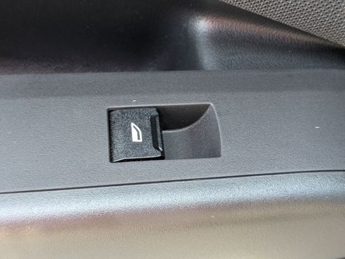 New 2025 BMW X3 xDrive30i w/ Premium Package image 27