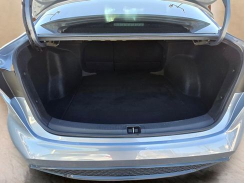 Used 2020 Toyota Corolla SE FWD image 19