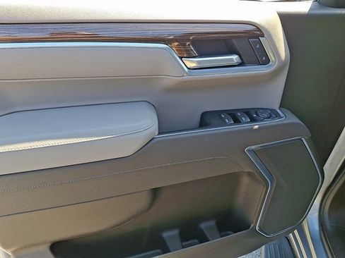 Certified 2026 Chevrolet Silverado 1500 LT AWD/4WD image 12