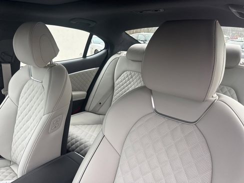 Used 2025 Genesis G70 3.3T Advanced w/ Sport Prestige Package image 9