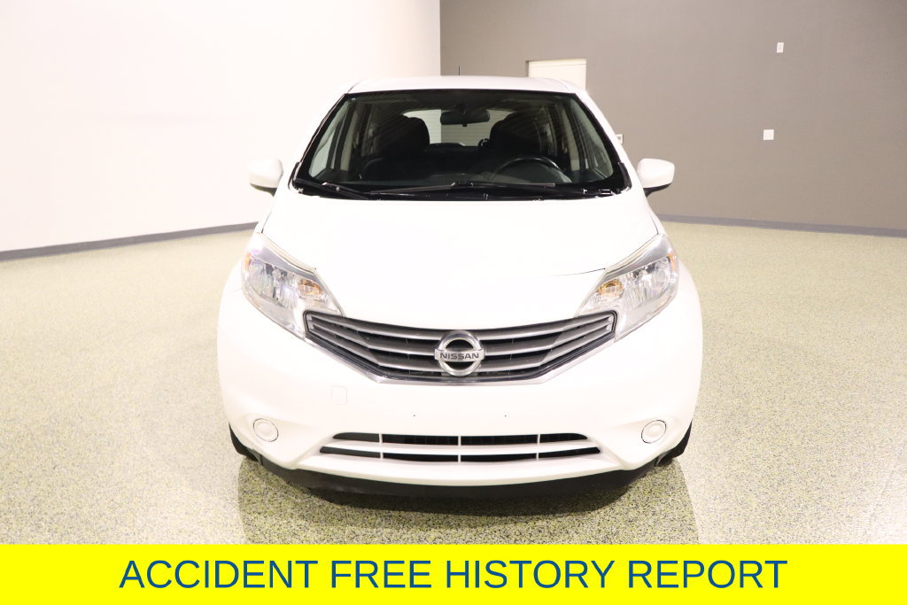Used 2016 Nissan Versa Note SV FWD image 2