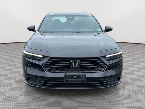 Used 2023 Honda Accord Sport image 2