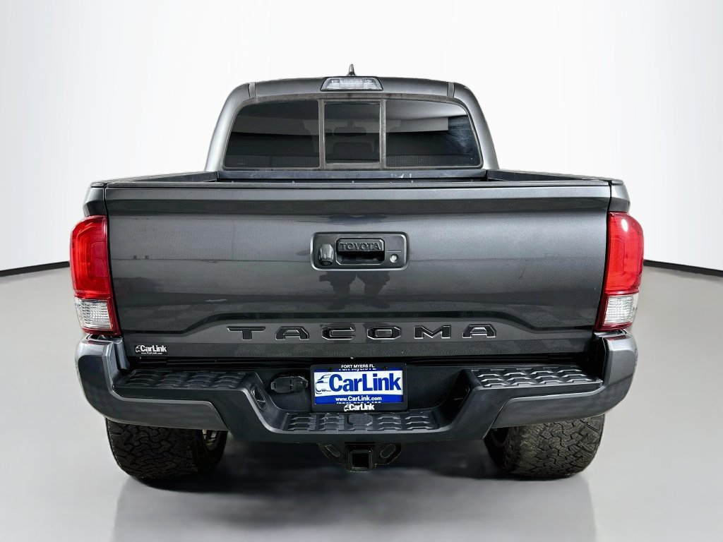 Used 2016 Toyota Tacoma TRD Sport w/ Towing Package RWD image 7
