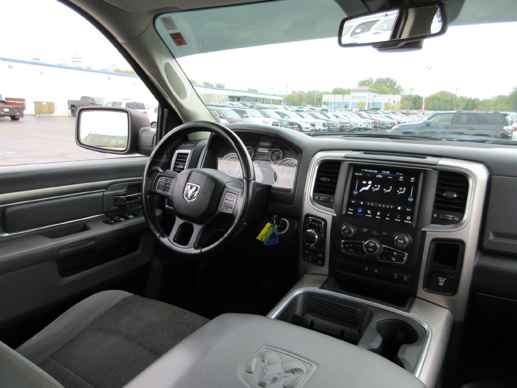 Used 2017 RAM 1500 Big Horn AWD/4WD image 23