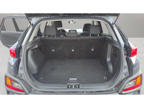 Used 2018 Hyundai Kona SEL image 16