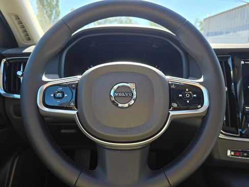 Used 2025 Volvo S90 B6 Plus w/ Protection Package Premier AWD/4WD image 24