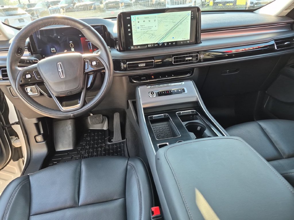 Used 2025 Lincoln Aviator AWD w/ Equipment Group 101A image 29