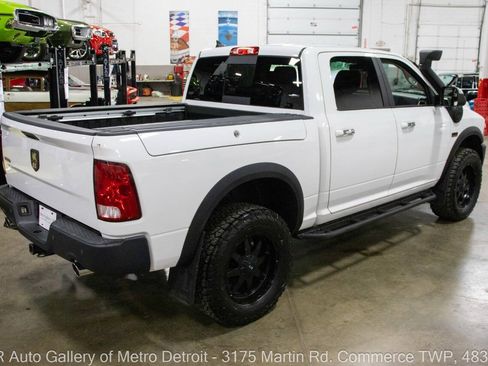 Used 2017 RAM 1500 Big Horn AWD/4WD image 7