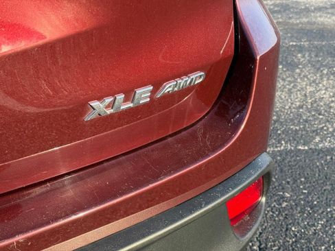 Used 2019 Toyota Highlander XLE image 7