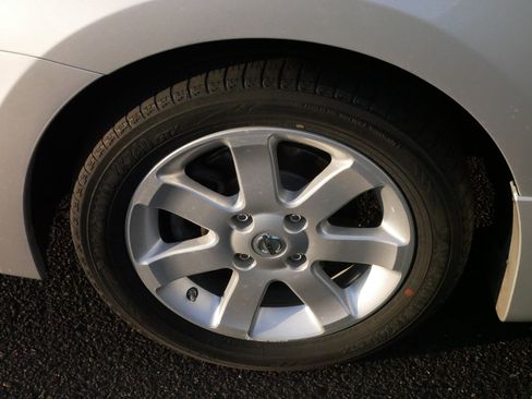 Used 2012 Nissan Sentra 2.0 SR image 15