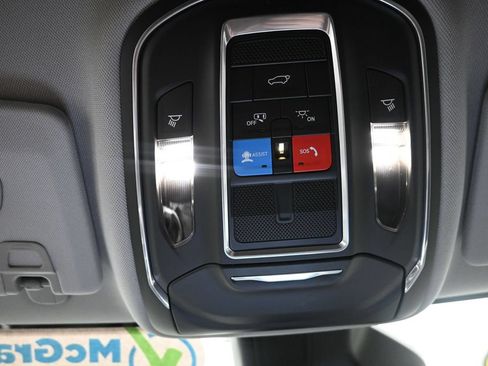 Used 2023 Jeep Grand Cherokee Limited AWD/4WD image 21
