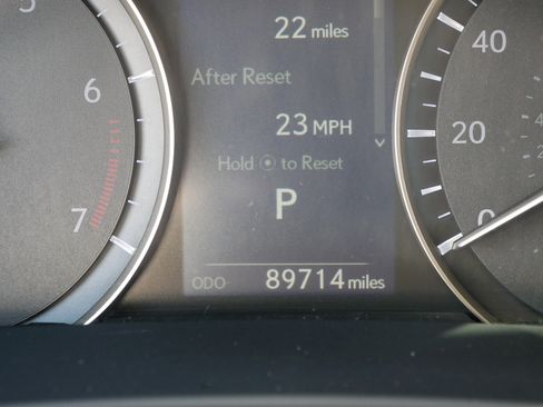 Used 2018 Lexus RX 350L Premium w/ Premium Package image 30