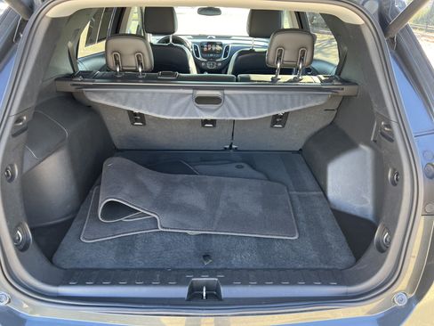 Used 2018 Chevrolet Equinox Premier image 34