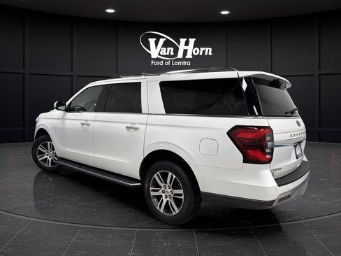 Used 2023 Ford Expedition Max Limited image 3