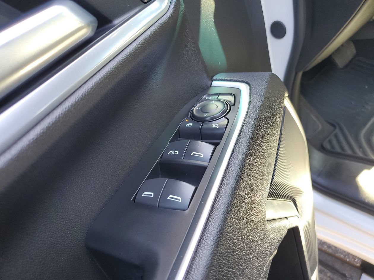 Used 2025 Chevrolet Silverado 3500 LT w/ Safety Package AWD/4WD image 19