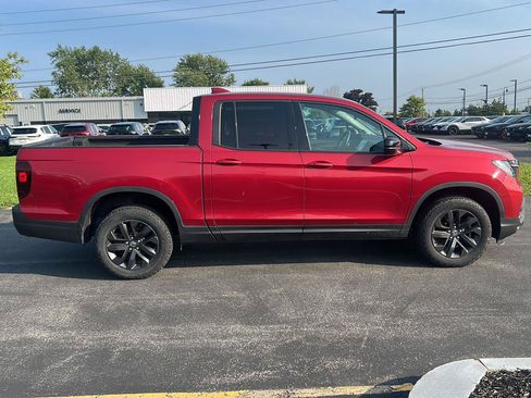 Used 2023 Honda Ridgeline Sport image 4