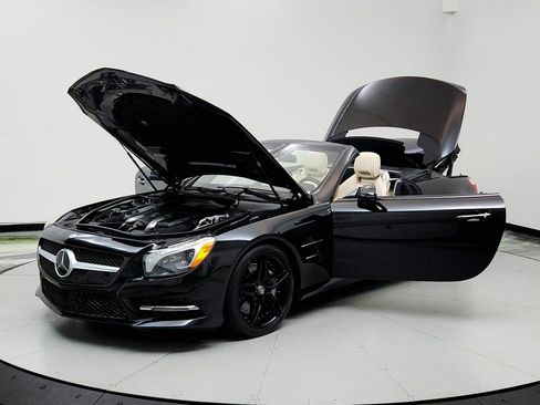 Used 2013 Mercedes-Benz SL 550 image 9