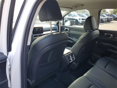 New 2026 Kia Sorento EX image 17